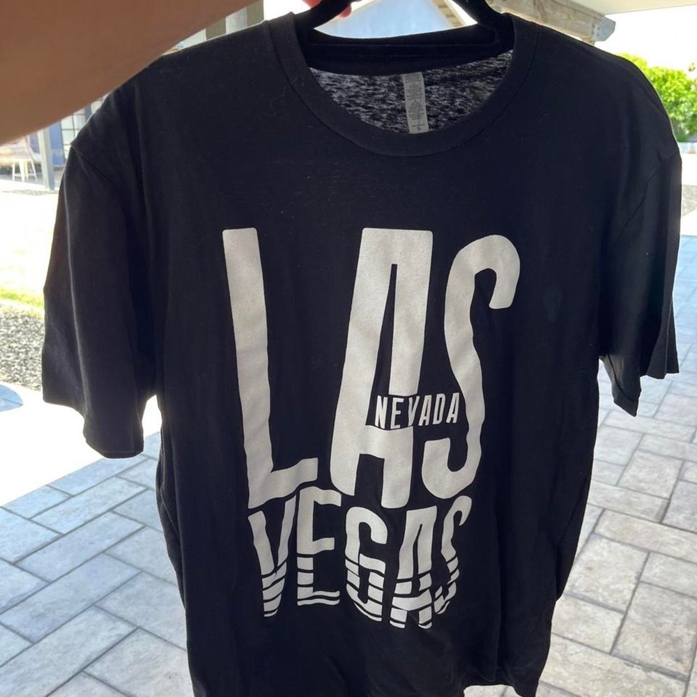 Men's Black Las Vegas Vintage Graphic Tee Vacation Souvenir White Text